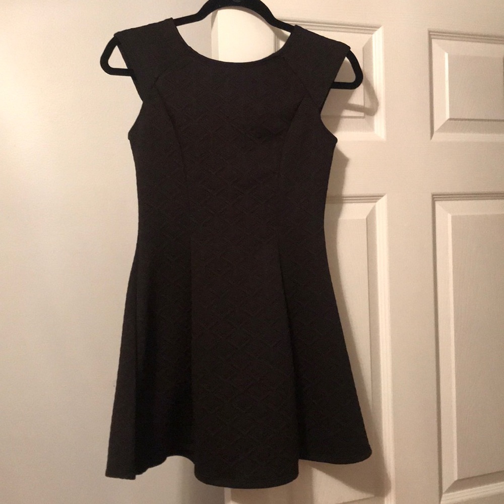 Cute Black Dress!